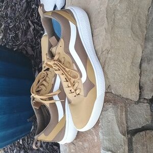Vans Ultra Range Gold Sneakers Shoes Men's Size 13